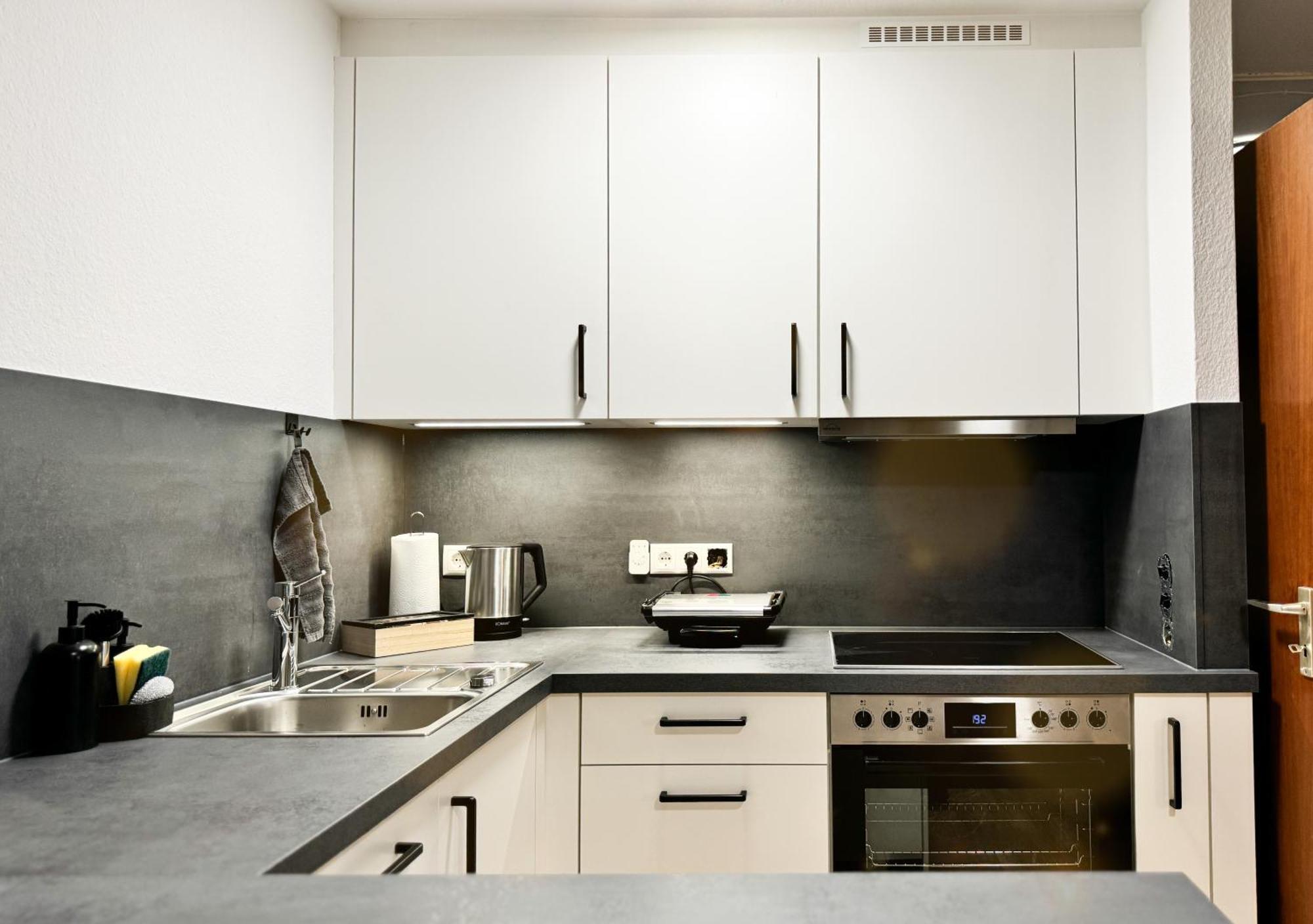 Modern Living In Karlsruhe - Frieden Apartments Dış mekan fotoğraf